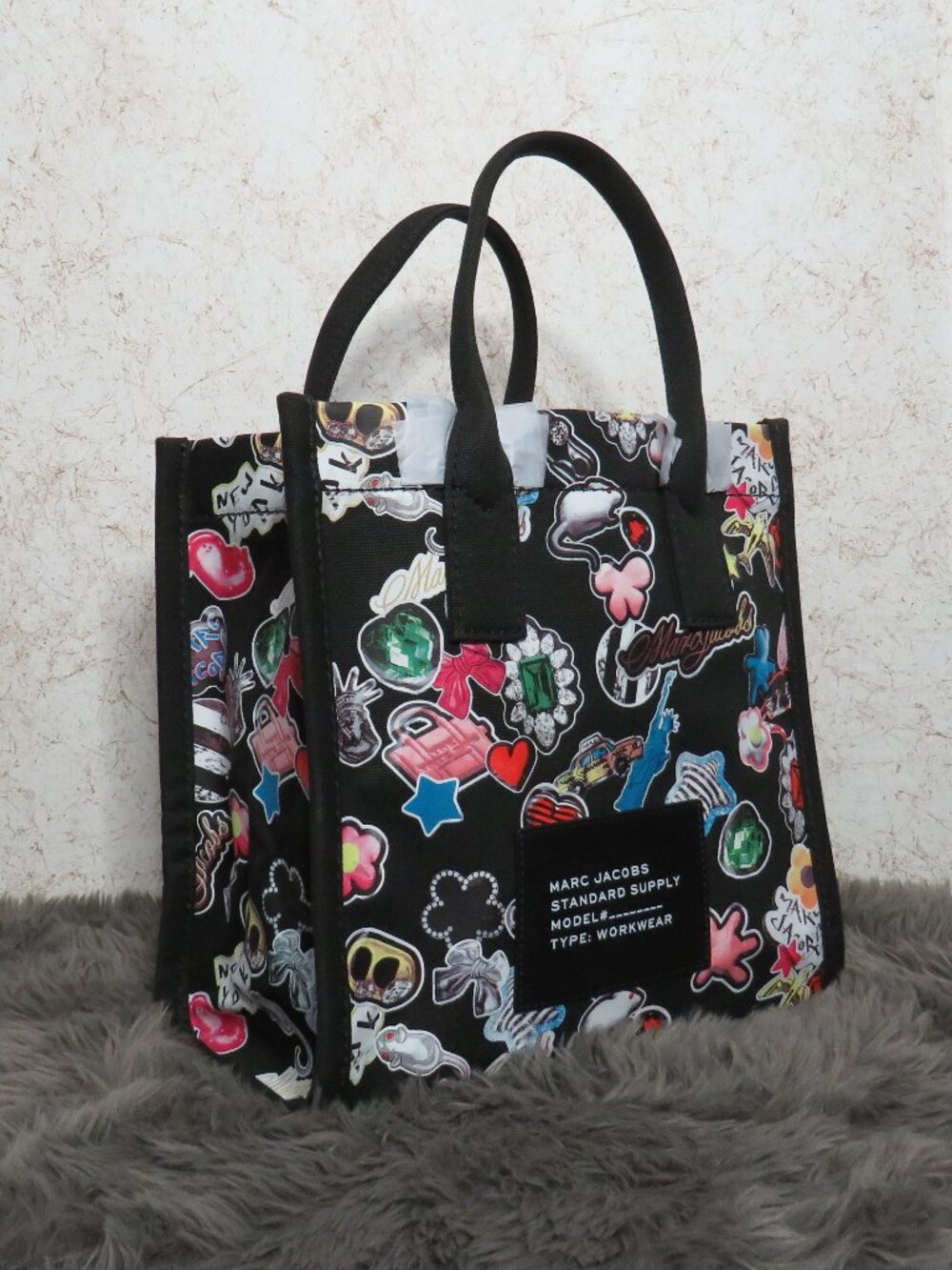Marc Jacobs Sticker Print Tote Canvas Tote (Black)-NWT (4S6HTT022H02-002) - Picture 3 of 7